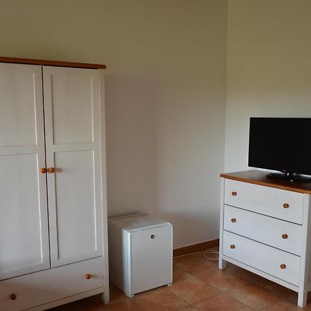 Hotel Na Statku Mirosov Mirosov  Extérieur photo