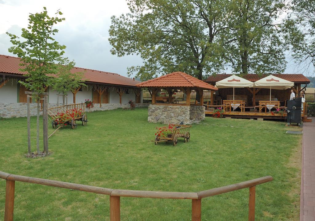 Hotel Na Statku Mirosov Mirosov  Extérieur photo